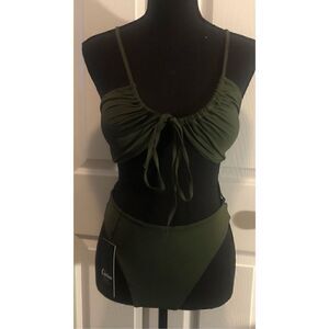 Qinsen Swimsuit Size Medium